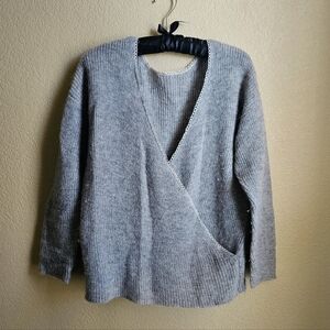 grey sezane sweater